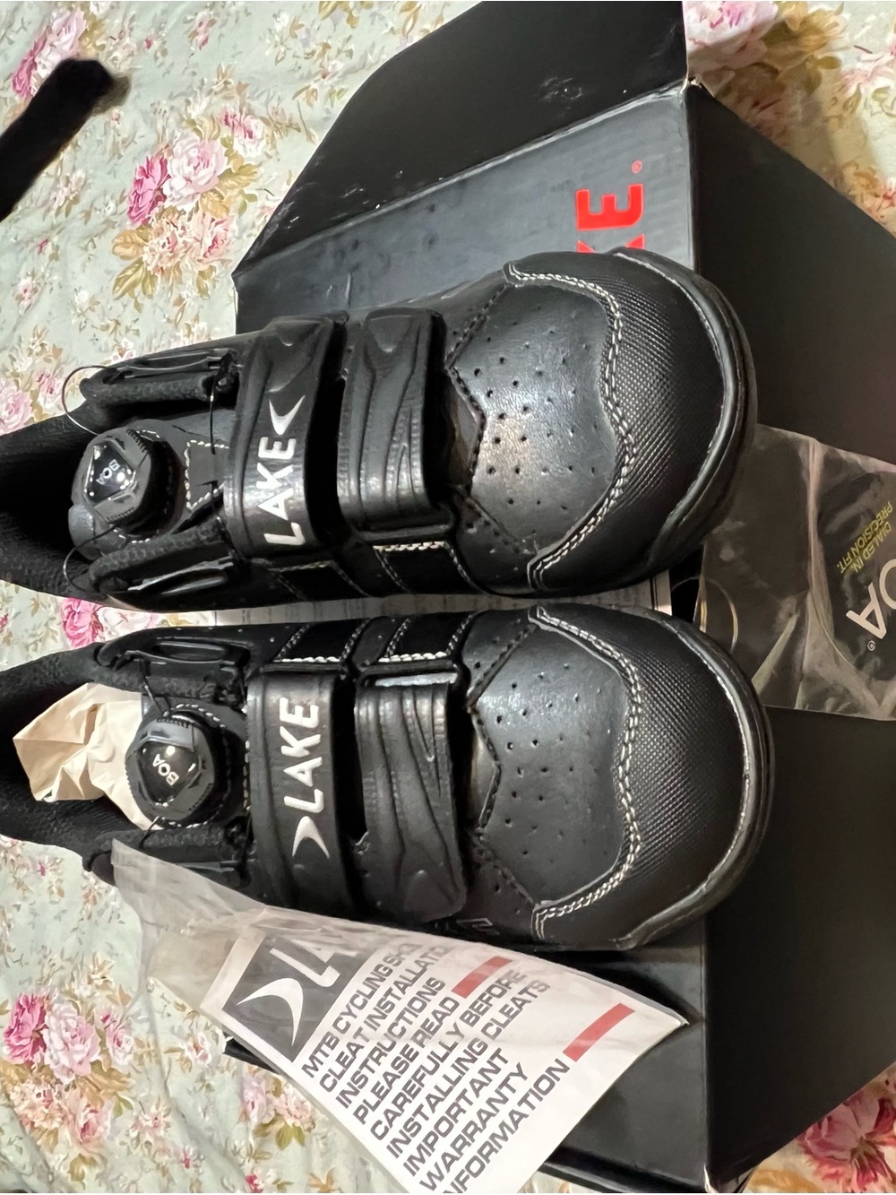 Lake Men's Black Cycling Shoes with Dial Closure